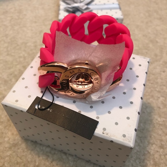 💎Marc by Marc Jacobs Turnlock Bracelet
